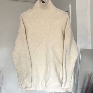 Turtle neck sweater
